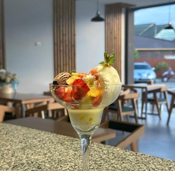 هتل соляний кристал