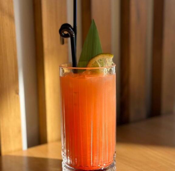 هتل соляний кристал