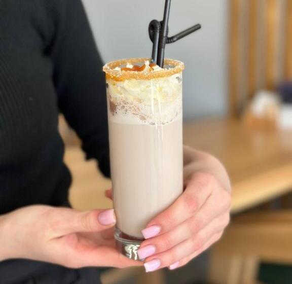 هتل соляний кристал