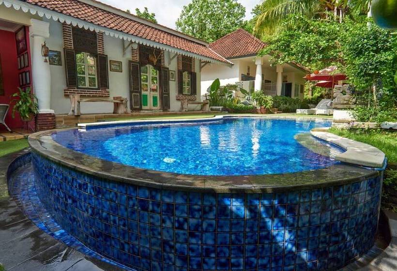 בית מלון כפרי Attara Heritage Senggigi