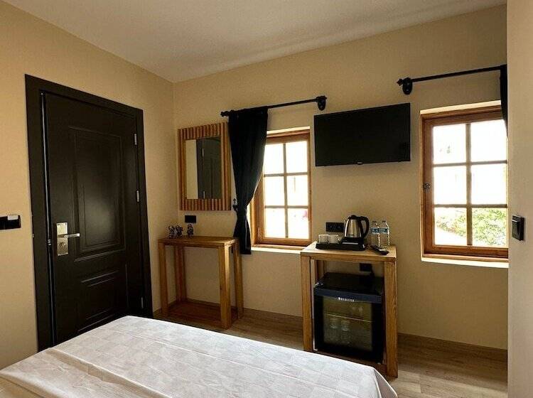 هتل Bodrum Konağı