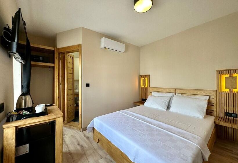 هتل Bodrum Konağı