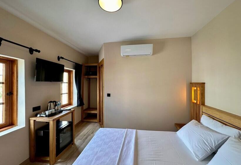 هتل Bodrum Konağı