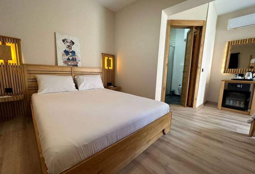 هتل Bodrum Konağı