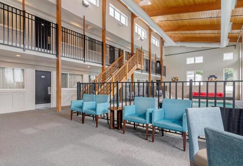 فندق Downtown Dover Inn