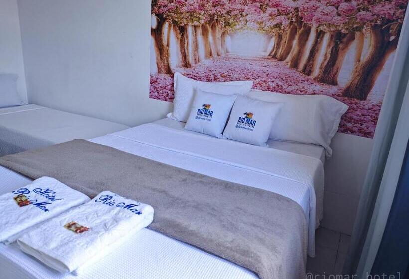 בית מלון כפרי E Restaurante Rio Mar