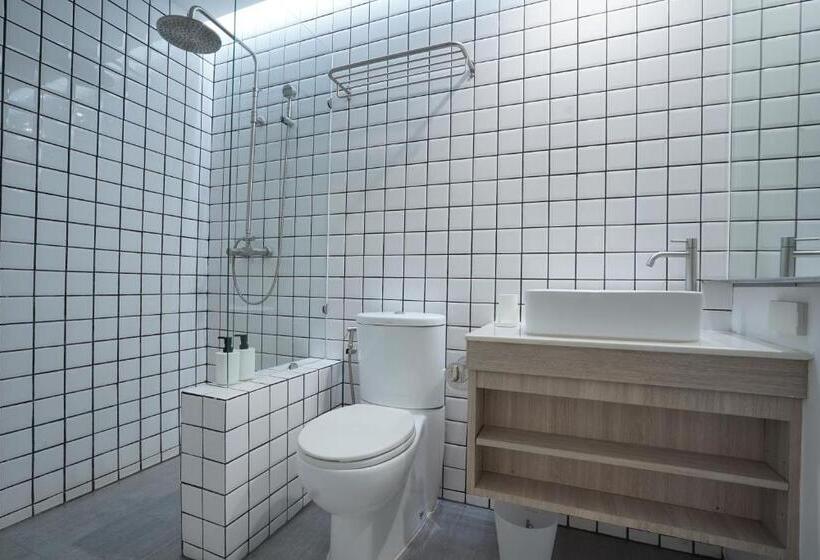 בית מלון כפרי E11