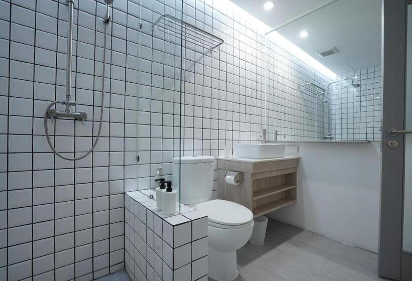 בית מלון כפרי E11