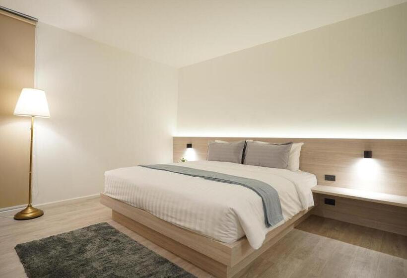 בית מלון כפרי E11