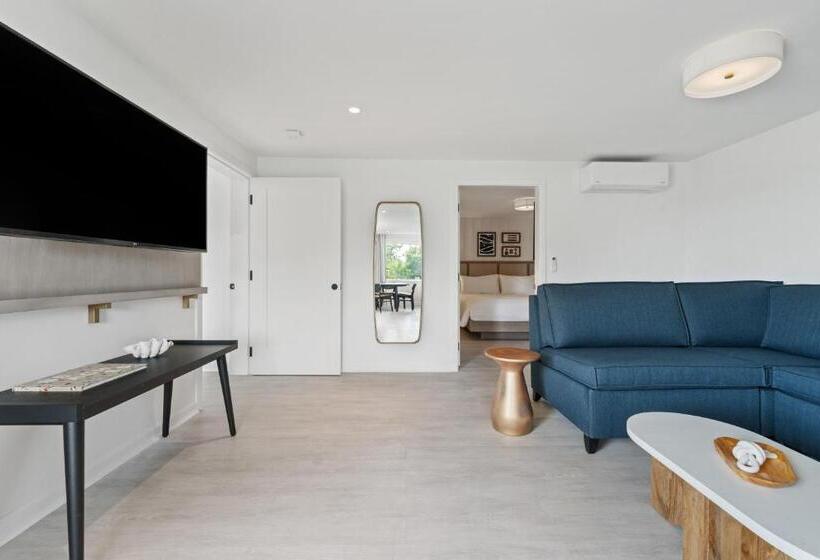 ホテル Greyfinch Chatham Inn