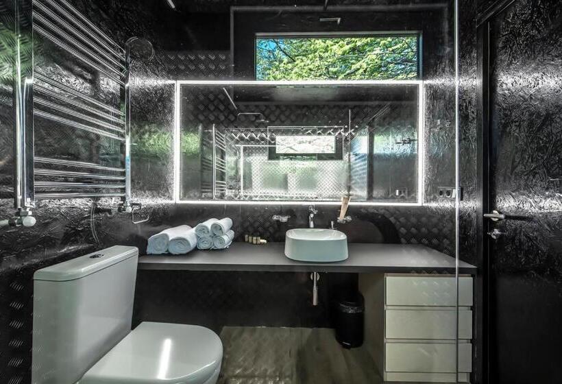 هتل Kiketi Farm Container