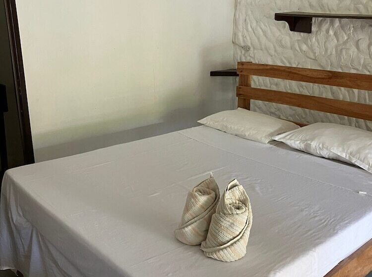 هتل Puerto Galera Transient Guest Room