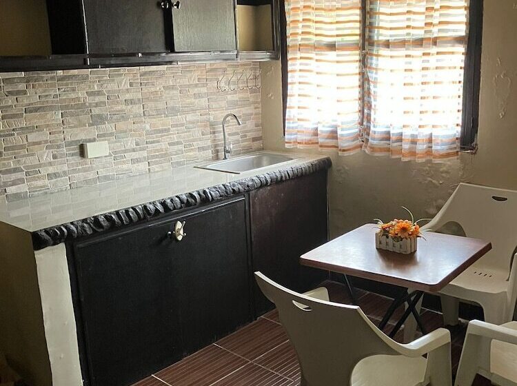 هتل Puerto Galera Transient Guest Room