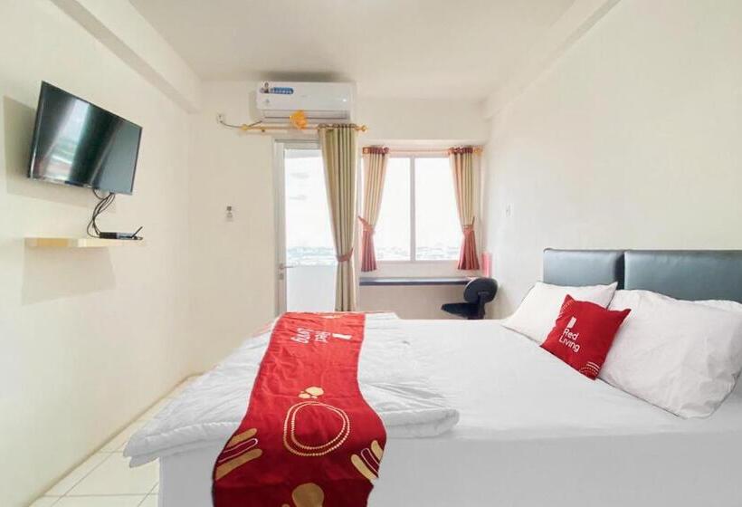 Отель Redliving Apartemen Riverview Residence Yapadi Group Tower Mahakam
