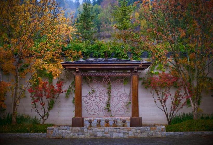 בית מלון כפרי Rissai Valley, A Ritz Carlton Reserve