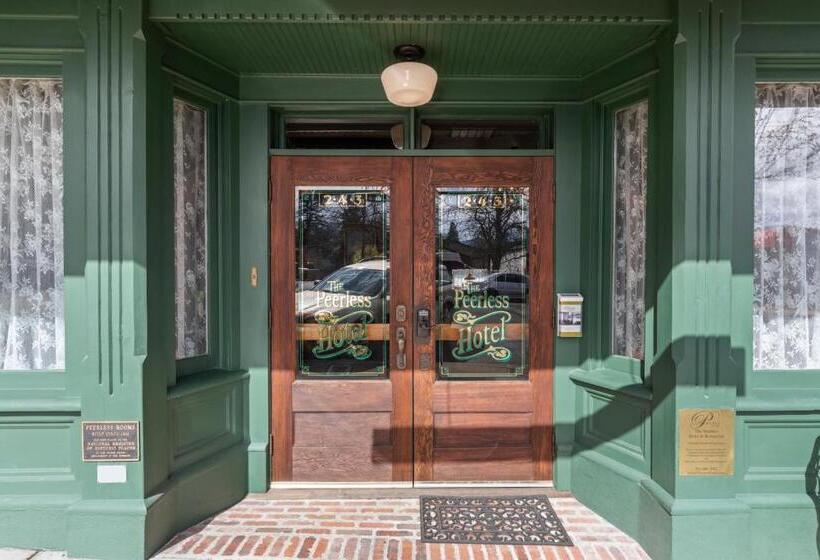 Отель The Peerless