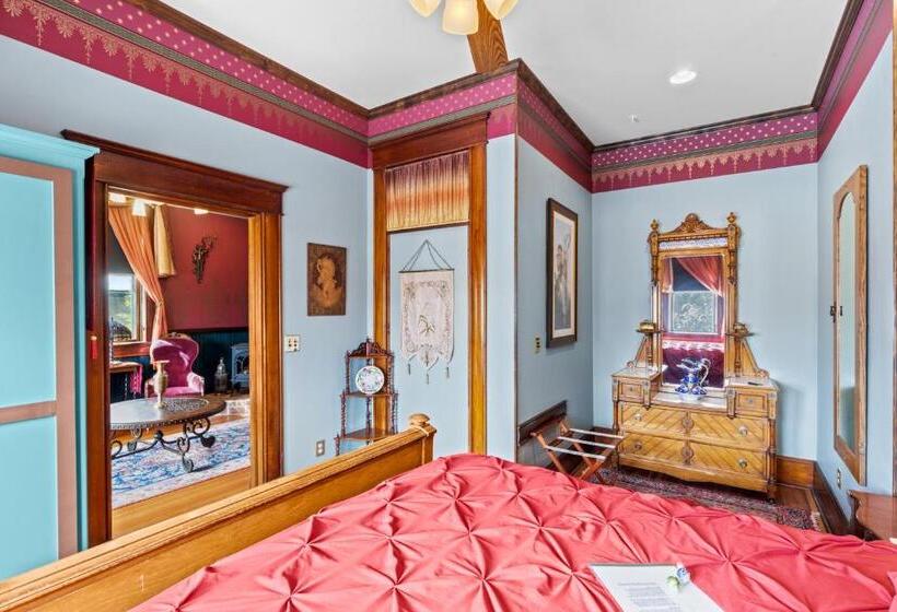 Отель The Peerless