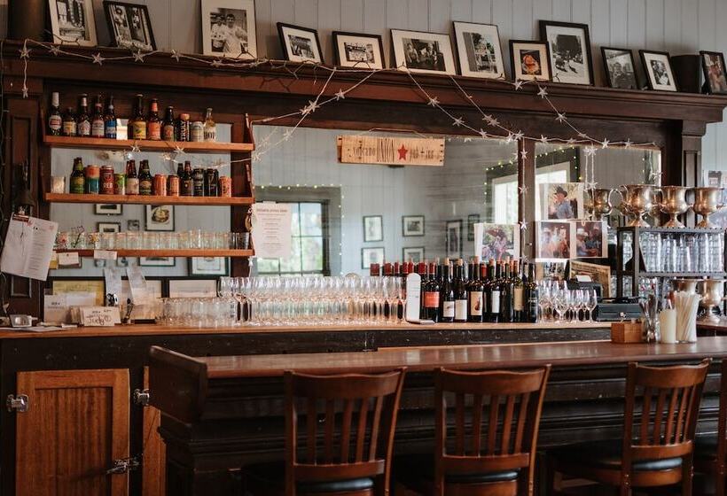 酒店 Volcano Union Inn And Pub