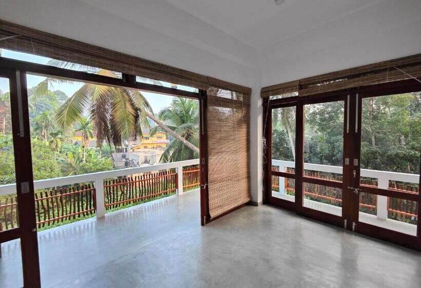 Пансион Cocosurf House 2024