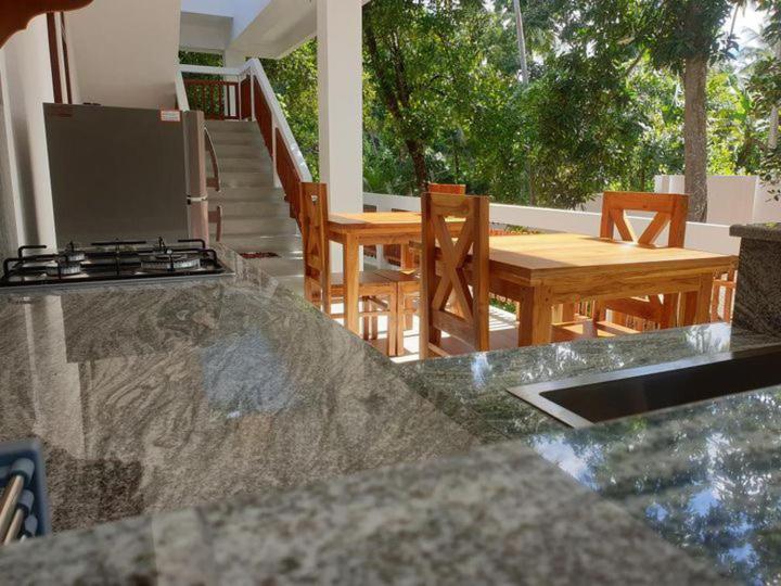 Пансион Cocosurf House 2024