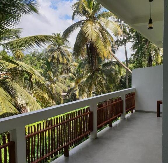 Пансион Cocosurf House 2024