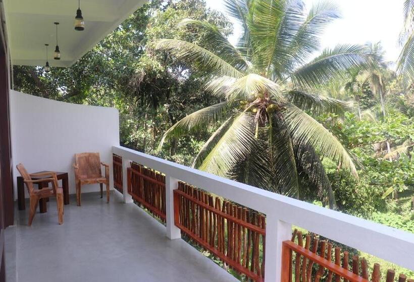 Пансион Cocosurf House 2024