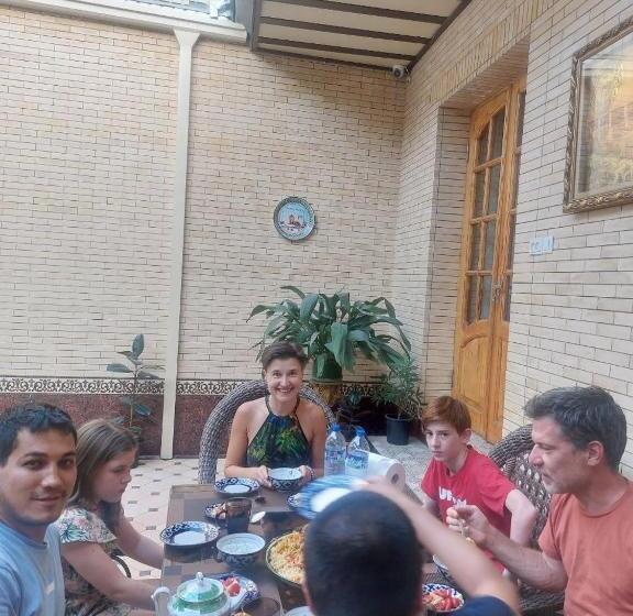 ペンション Family Guest House Seven