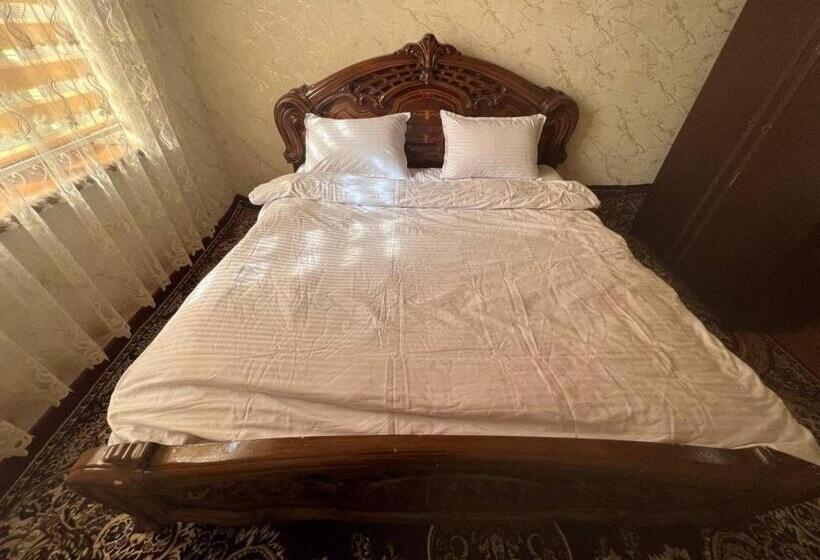 ペンション Family Guest House Seven