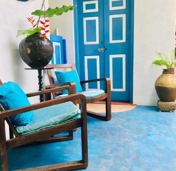 פנסיון Museum Villa 09