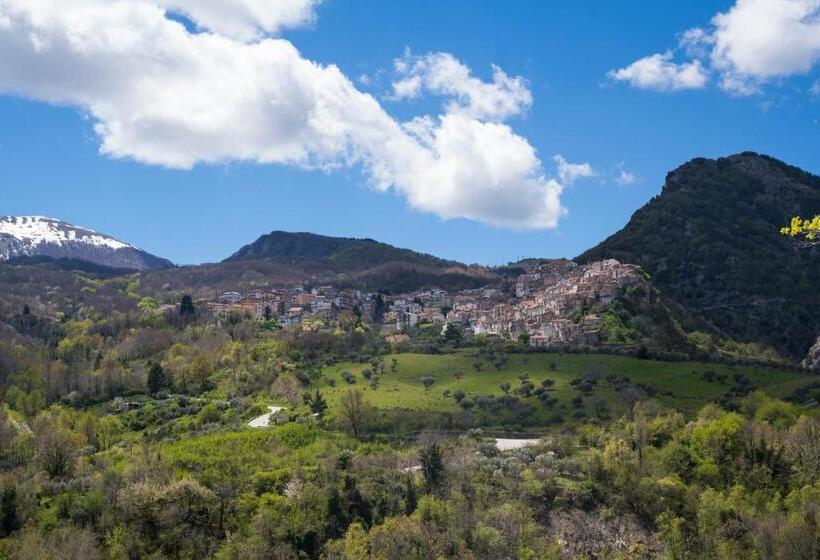 بنسيون Relais Raparo