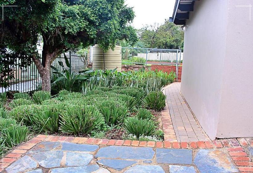 بنسيون The Global Link Hub