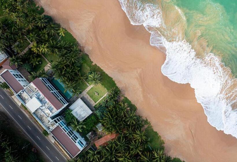 리조트 The Rockwall Boutique