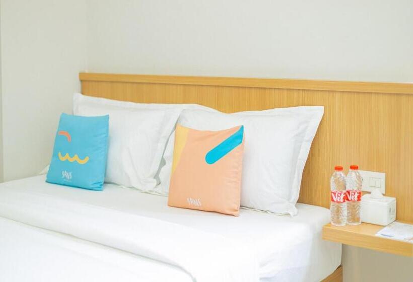 Sans Hotel Bobosini Malang By Reddoorz