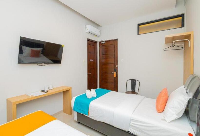 Sans Hotel Bobosini Malang By Reddoorz