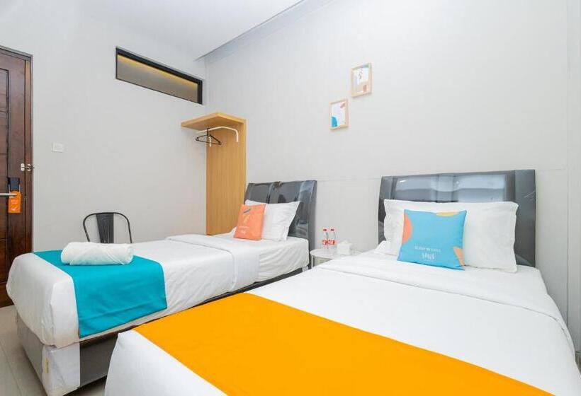 Sans Hotel Bobosini Malang By Reddoorz