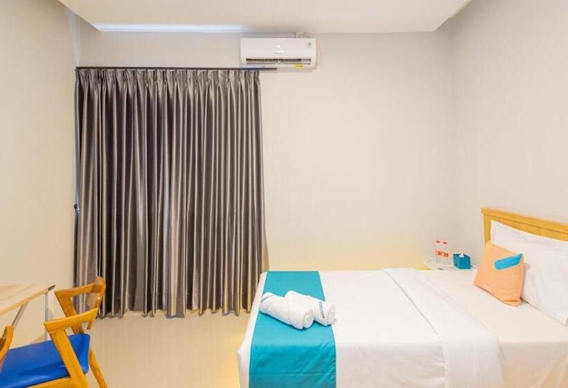 Sans Hotel Bobosini Malang By Reddoorz