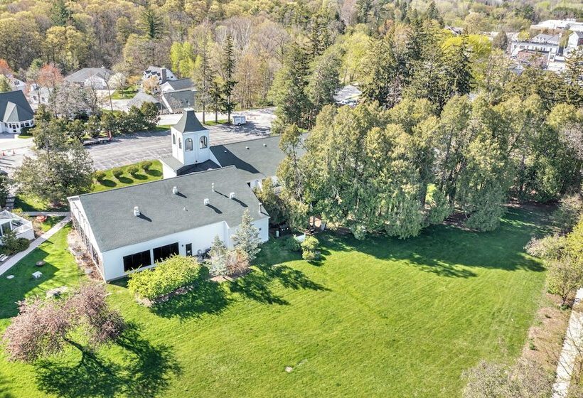 Victorian Inn Elkhart Lake