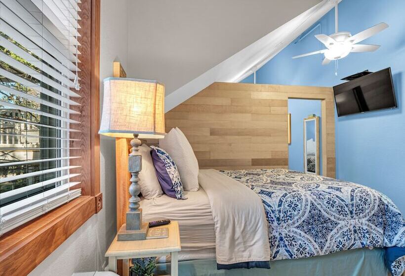 Victorian Inn Elkhart Lake