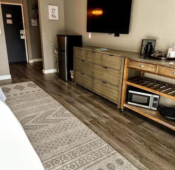 Victorian Inn Elkhart Lake