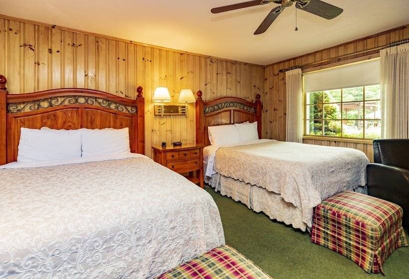 فندق صغير Azalea Garden Inn