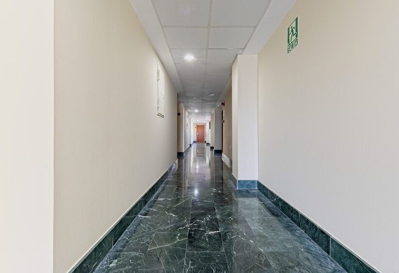 فندق Checkin Madrid Móstoles