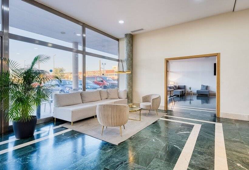 فندق Checkin Madrid Móstoles