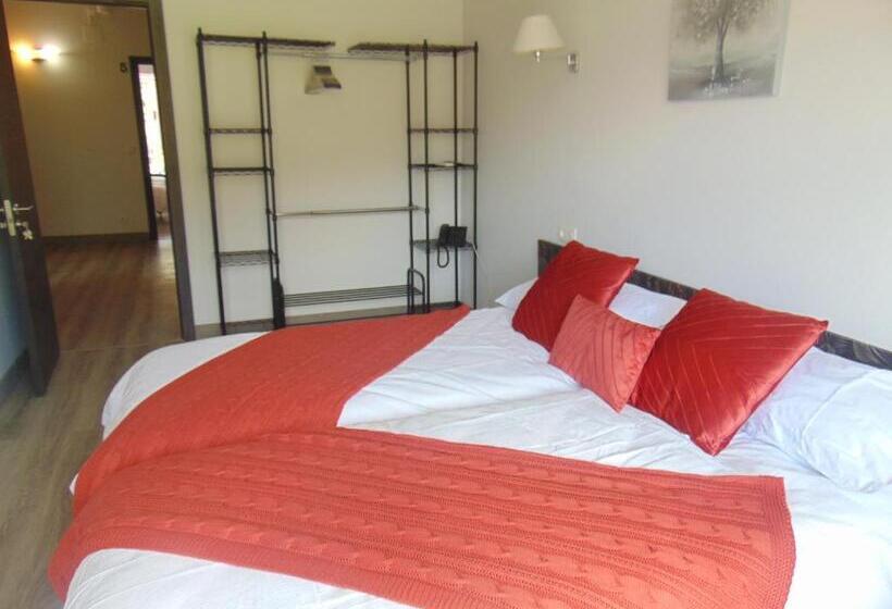 فندق El Mirador Del Nalon