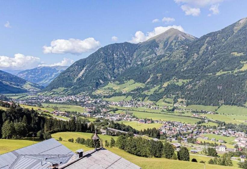 هتل Ferienwohnung Hartlgut