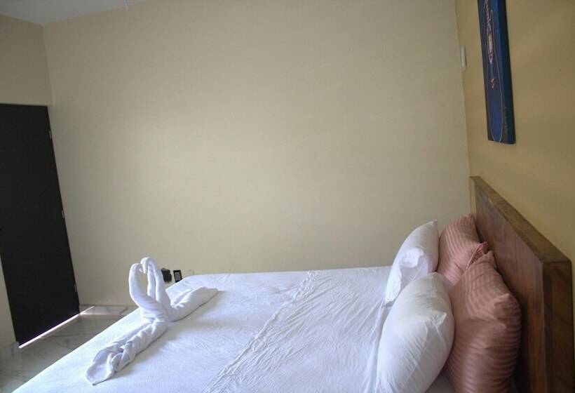 ホテル Guitarra Inn