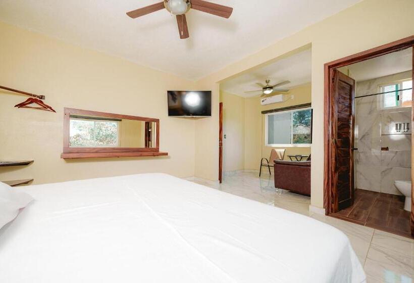 ホテル Guitarra Inn