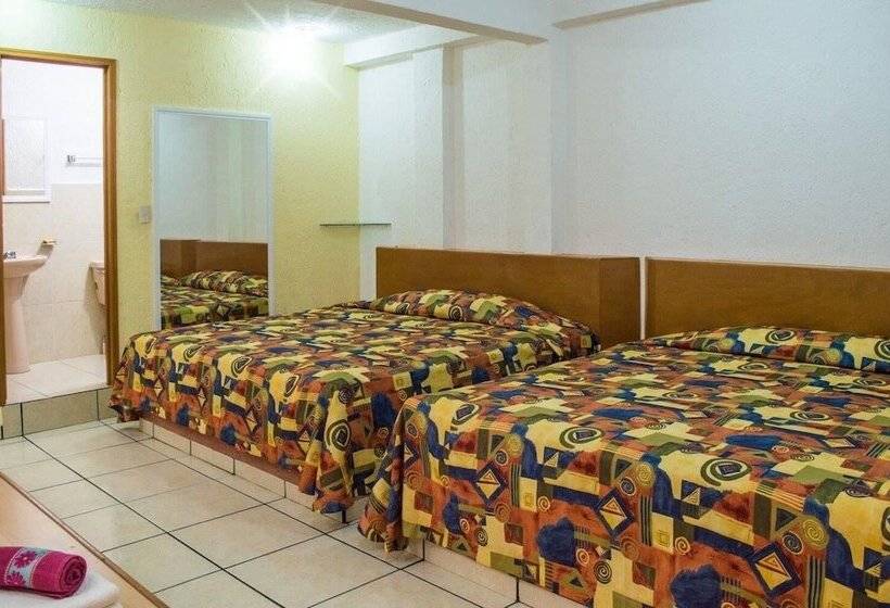 호텔 Jorges Morelia