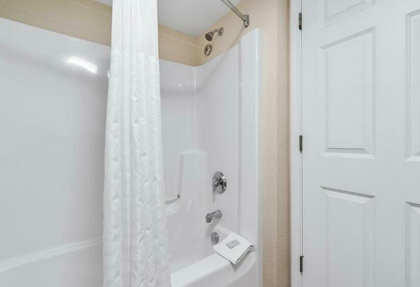 فندق Kelleys Island Venture Resort & Conference Center