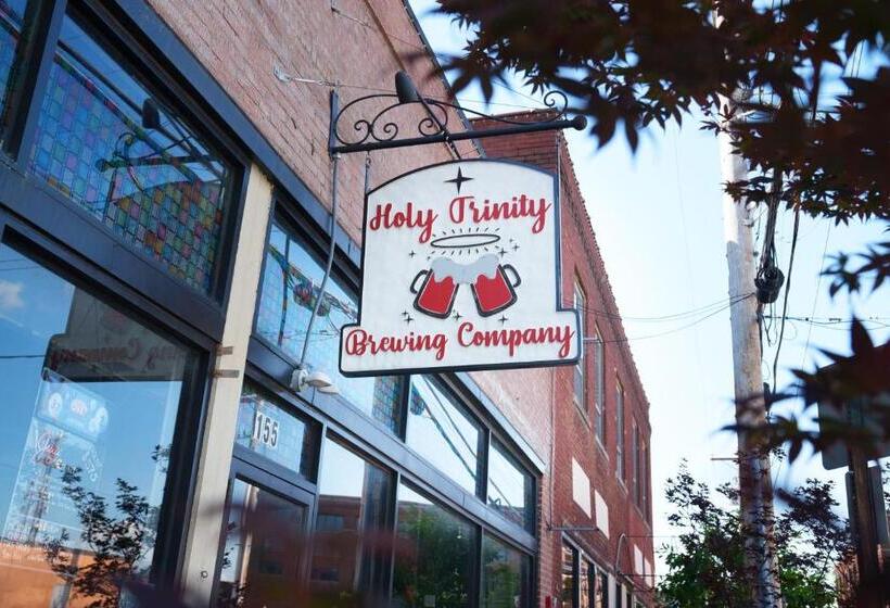 فندق Kelleys Island Venture Resort & Conference Center