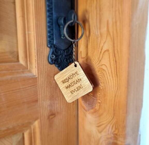 בית מלון כפרי Madran Evi